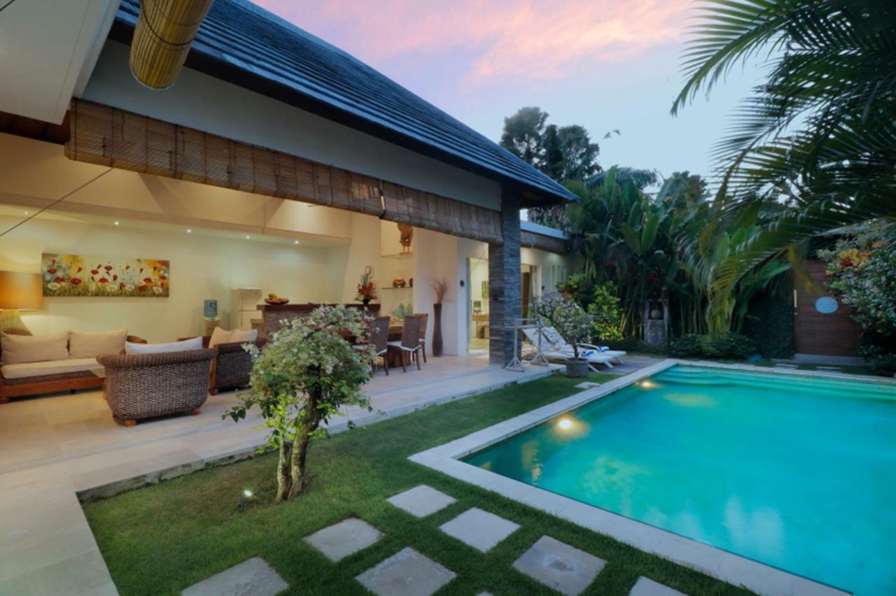 Villa Lotus By Optimum Bali Villas Seminyak Exterior foto